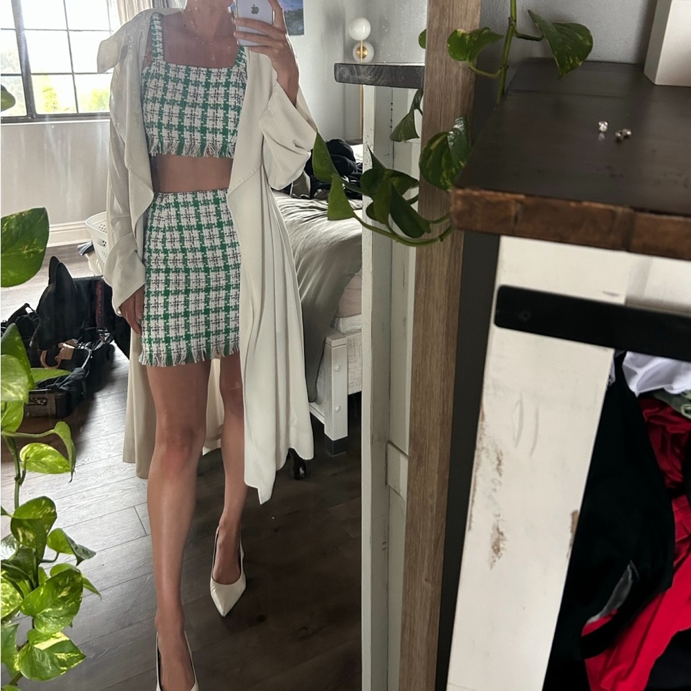 Elegant Green and White Tweed Mini Skirt Set